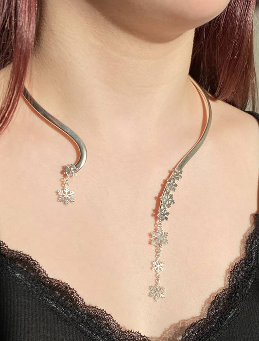 Snowflake torc necklace